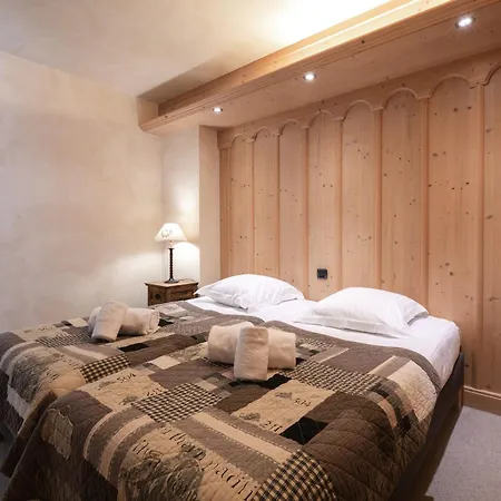 Superbe Duplex De 144m² 10 Pers. - Proche Pistes & Centre, Terrasse, Parking, Wifi - Fr-1-343-223 Daire Chamonix